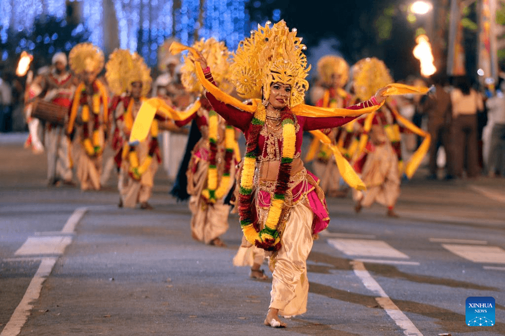 Traditional Kandyan dancers at Navam Perahera